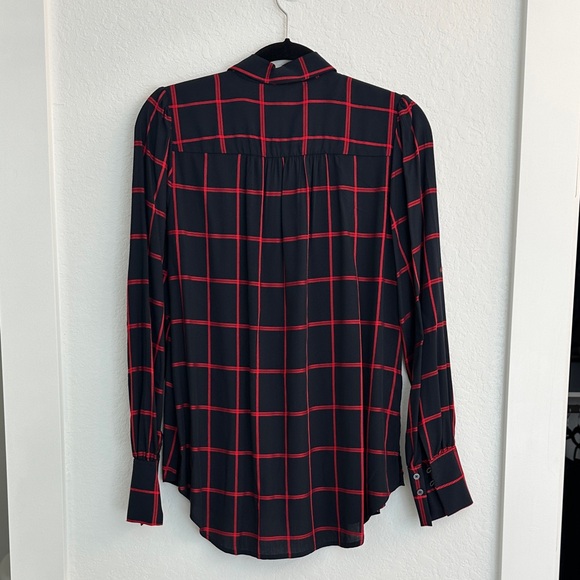 Loft Women's Navy and Red Top - Picture 4 of 5